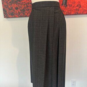 Uniqlo Skirt size Medium